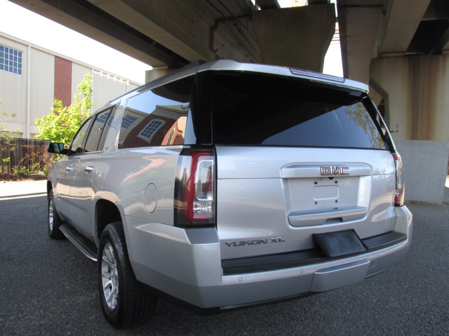 2017 GMC Yukon XL 4WD 4dr SLT photo