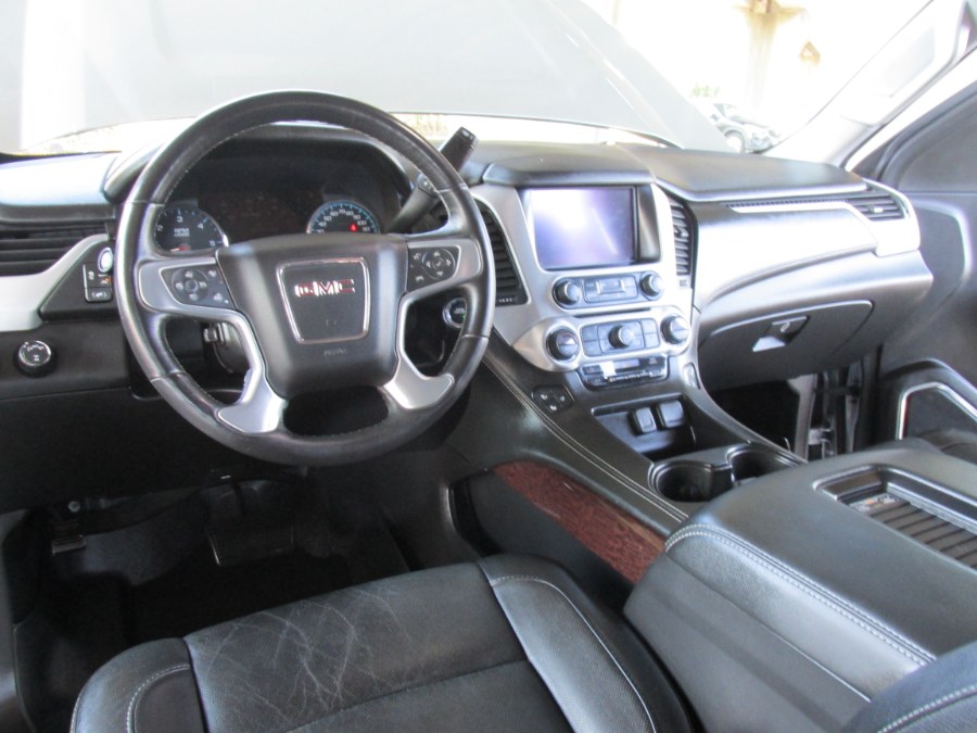 2017 GMC Yukon XL 4WD 4dr SLT photo