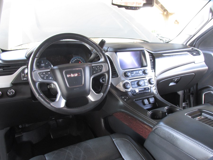 2017 GMC Yukon XL 4WD 4dr SLT photo