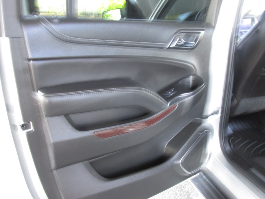 2017 GMC Yukon XL 4WD 4dr SLT photo