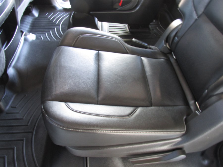 2017 GMC Yukon XL 4WD 4dr SLT photo