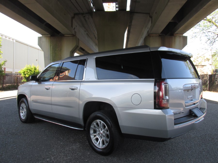 2017 GMC Yukon XL 4WD 4dr SLT photo