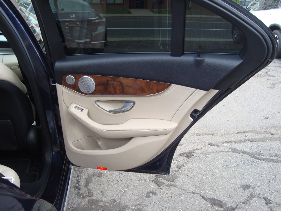 2015 Mercedes-Benz C-Class 4dr Sdn C 300 4MATIC photo