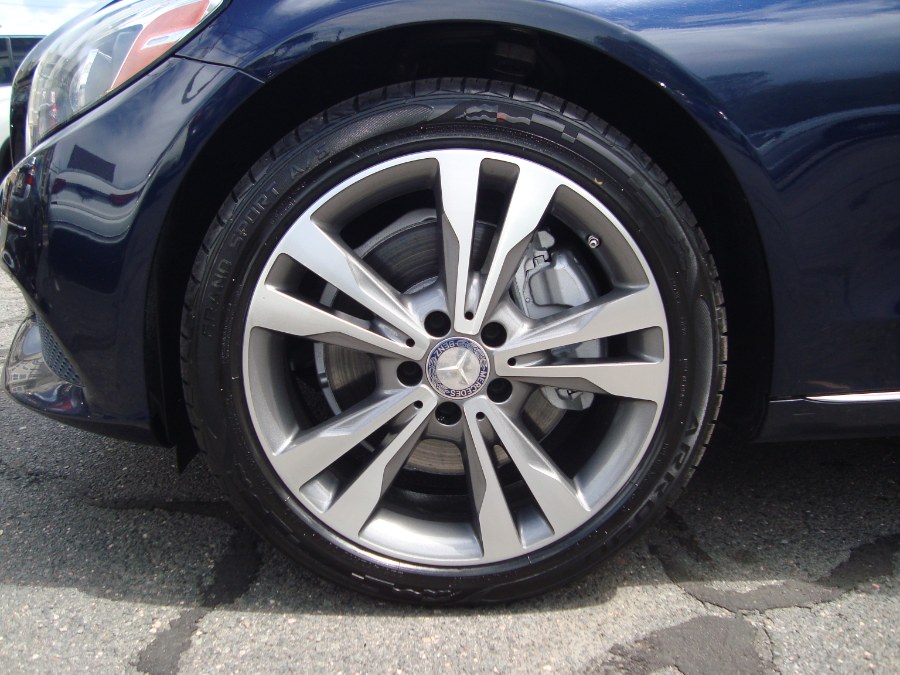 2015 Mercedes-Benz C-Class 4dr Sdn C 300 4MATIC photo