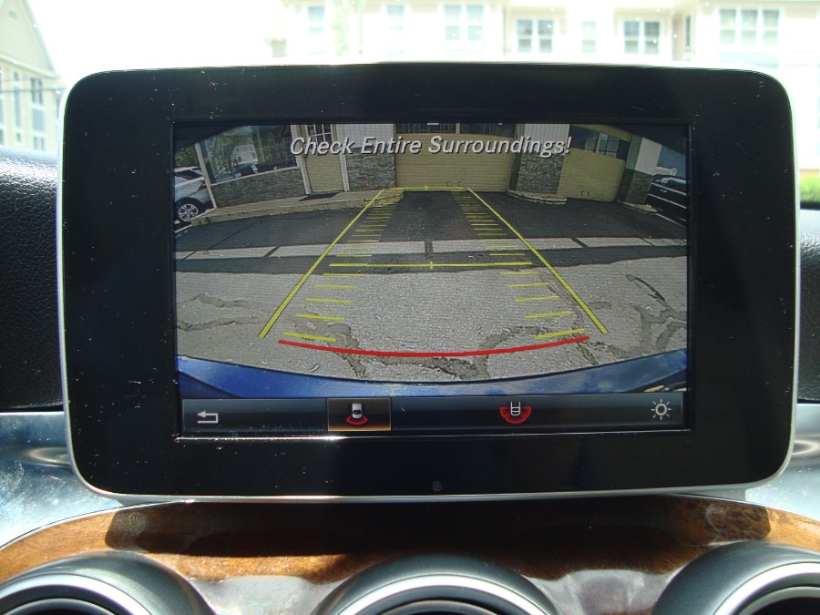 2015 Mercedes-Benz C-Class 4dr Sdn C 300 4MATIC photo