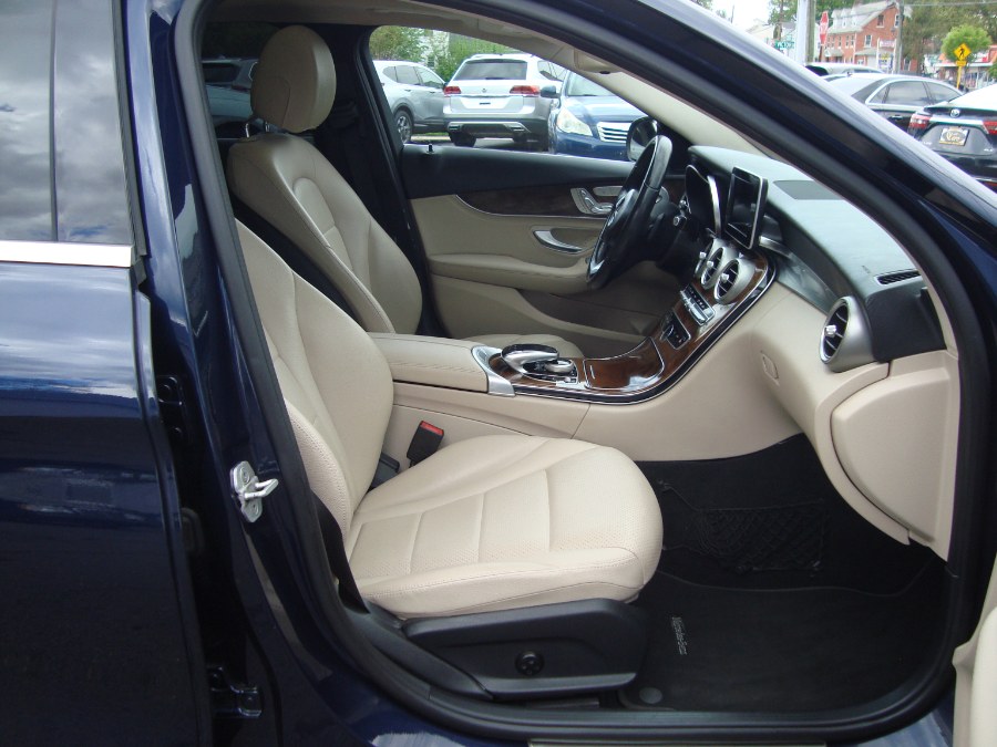 2015 Mercedes-Benz C-Class 4dr Sdn C 300 4MATIC photo