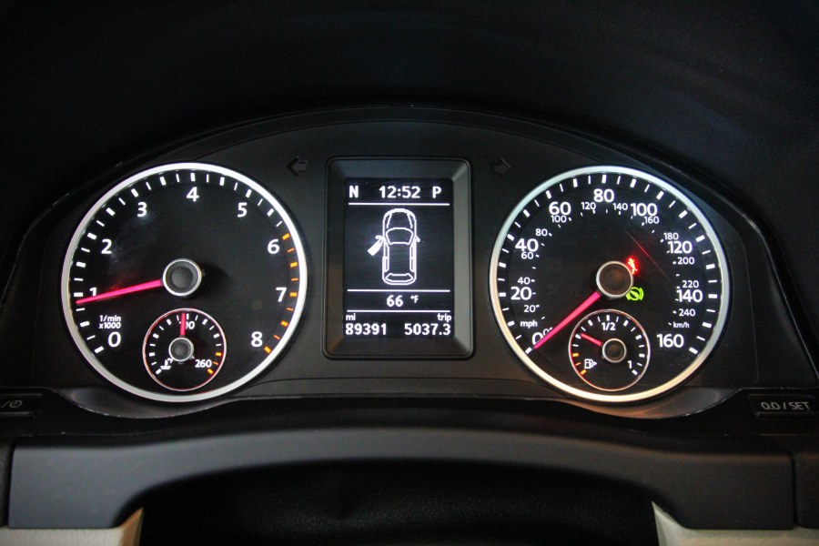 2014 Volkswagen Tiguan S photo