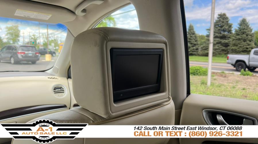 2013 Infiniti JX35 photo