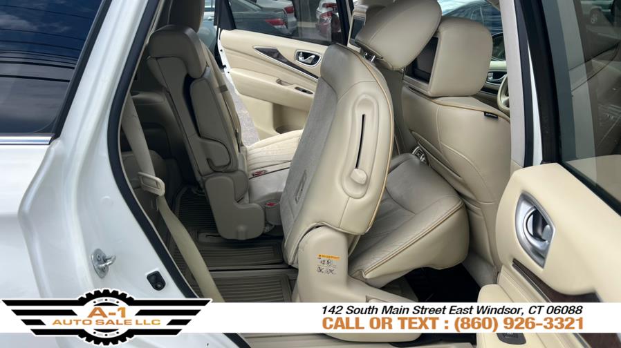 2013 Infiniti JX35 photo
