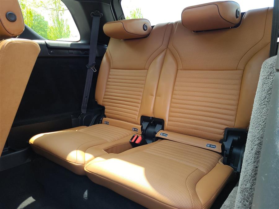 2020 Land Rover Discovery HSE V6 Supercharged photo