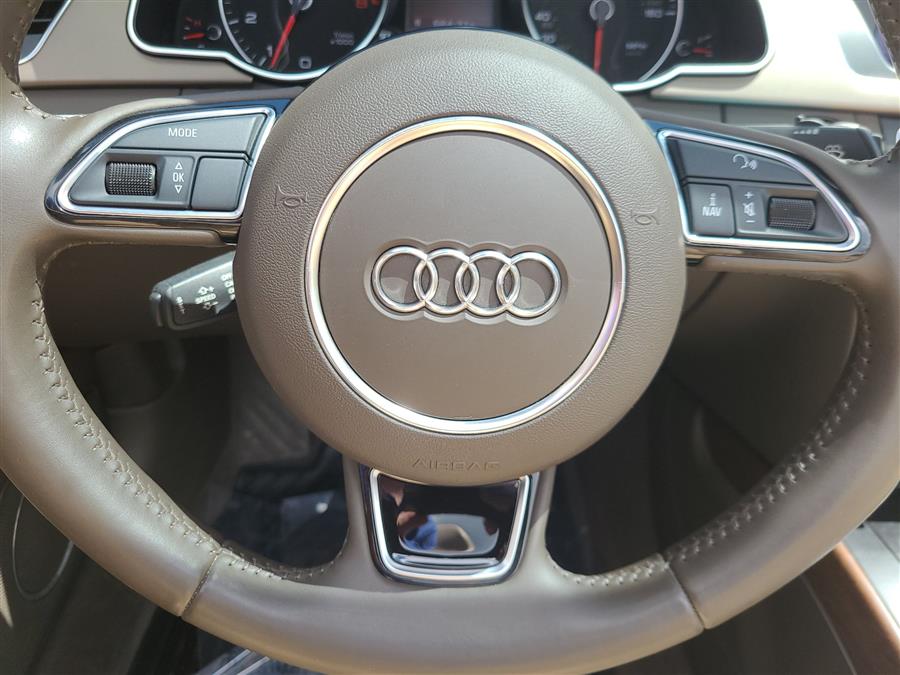 2013 Audi A5 2.0T quattro Prestige photo