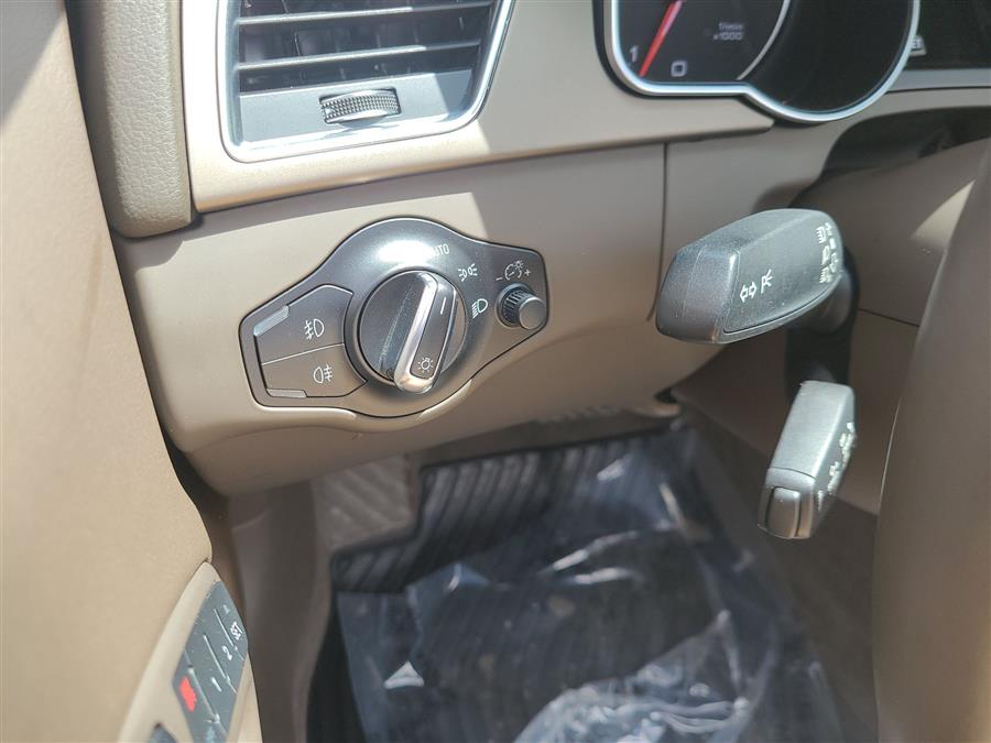 2013 Audi A5 2.0T quattro Prestige photo