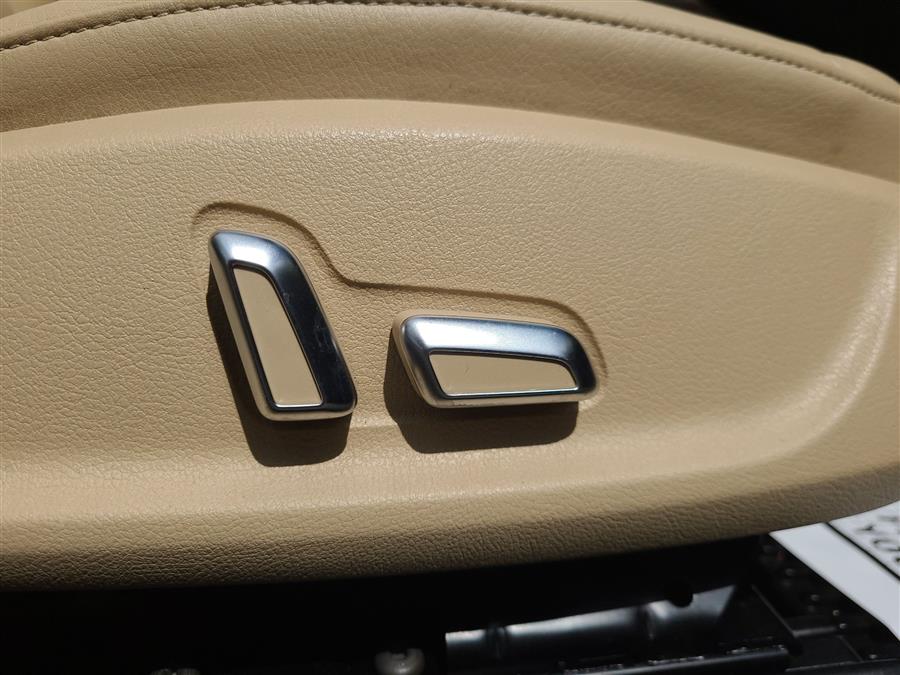 2013 Audi A5 2.0T quattro Prestige photo
