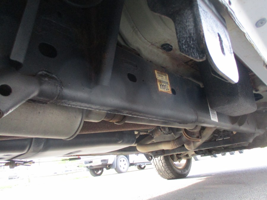 2015 RAM 1500 4WD Crew Cab 140.5