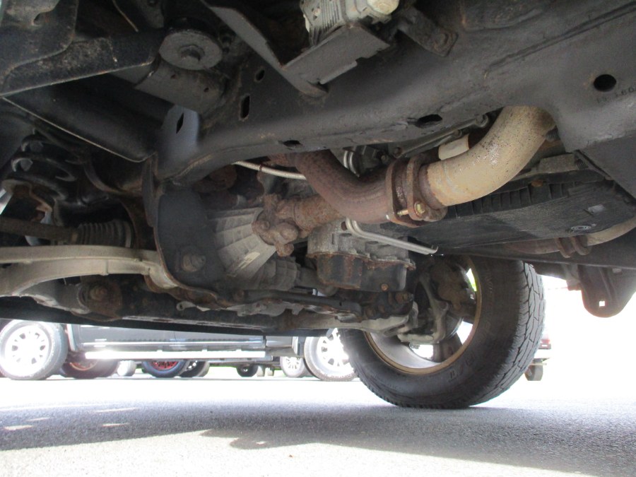 2015 RAM 1500 4WD Crew Cab 140.5