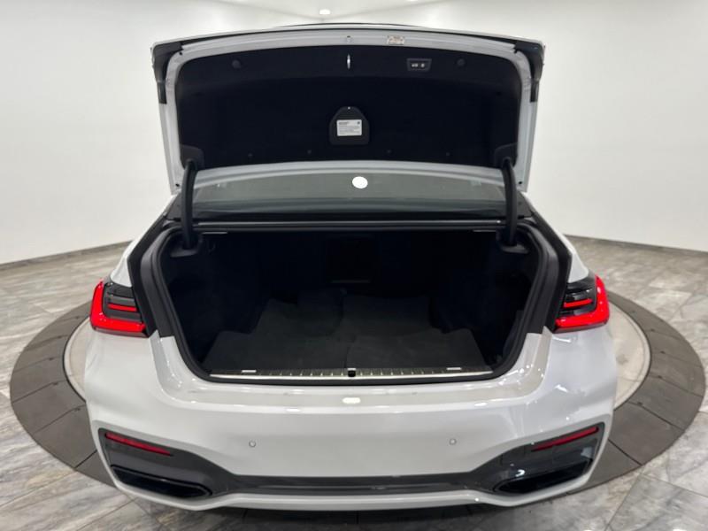 2022 BMW 7-Series 750i Xdrive M Sport package photo