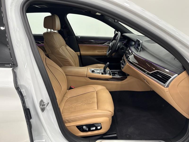 2022 BMW 7-Series 750i Xdrive M Sport package photo