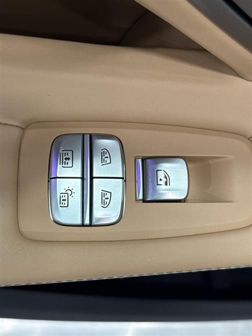 2022 BMW 7-Series 750i Xdrive M Sport package photo