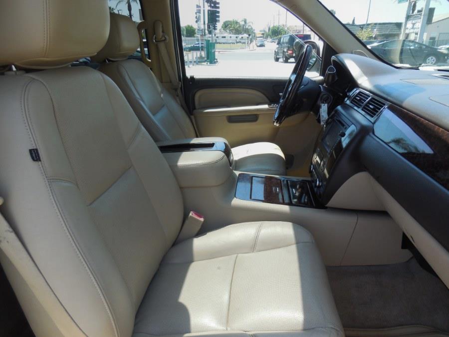 2012 GMC Yukon XL Denali photo