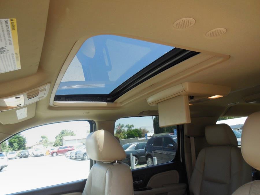 2012 GMC Yukon XL Denali photo