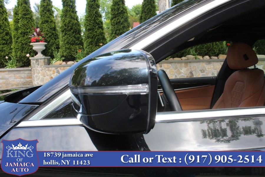 2023 BMW 5-Series 530i xDrive Sedan photo