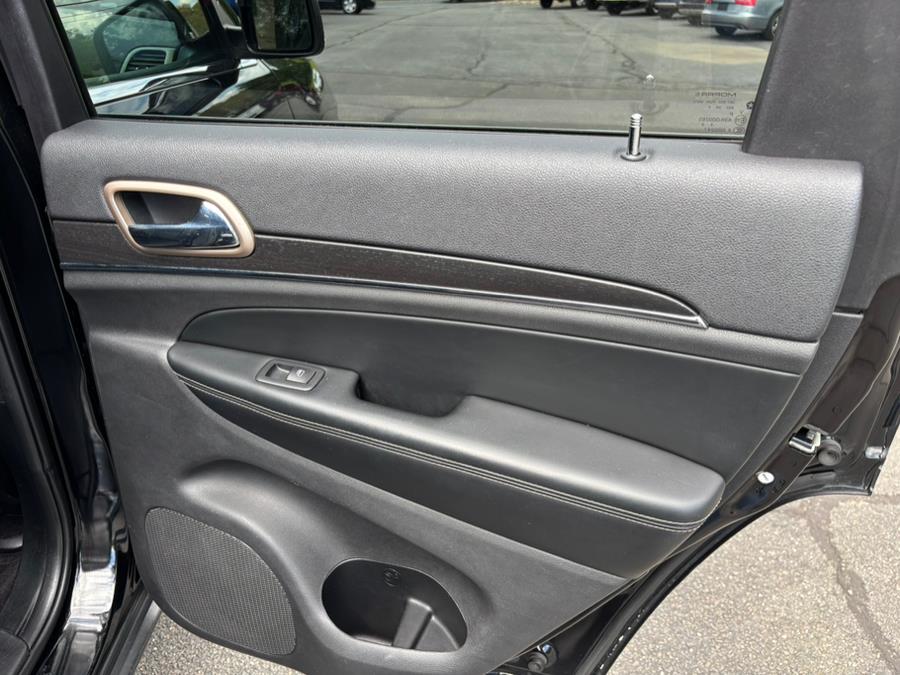 2017 Jeep Grand Cherokee Limited 4x4 photo