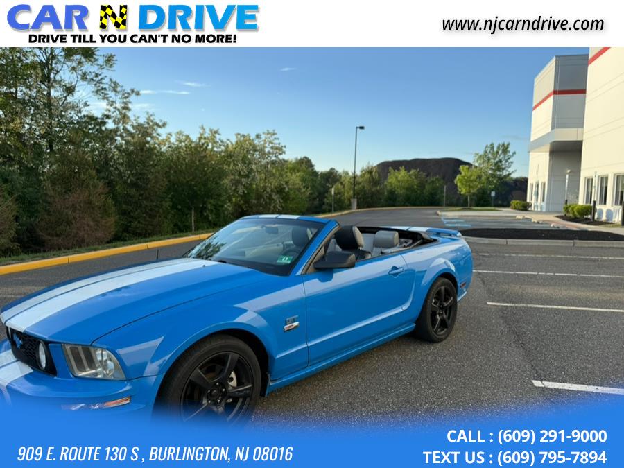 2005 Ford Mustang GT Deluxe photo