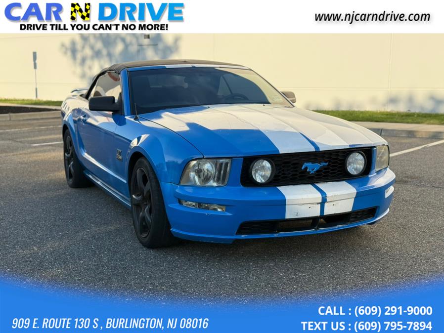 2005 Ford Mustang GT Deluxe photo