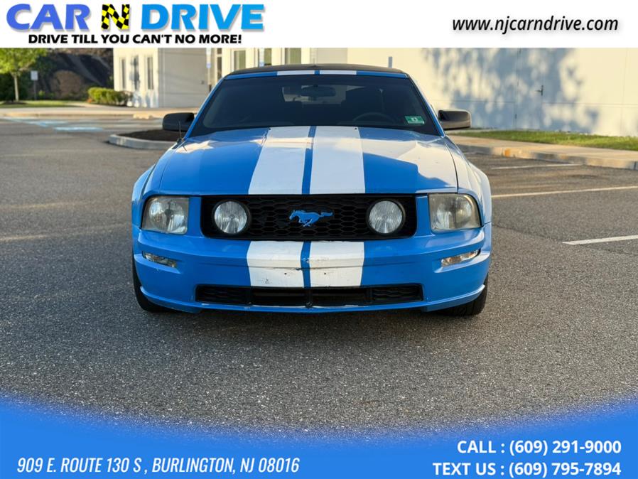 2005 Ford Mustang GT Deluxe photo