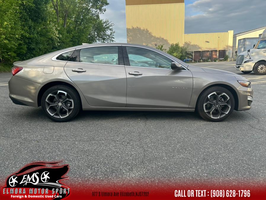 2022 Chevrolet Malibu 4dr Sdn LT photo