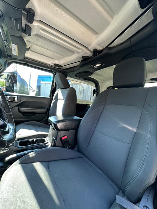 2018 Jeep Wrangler Sport S 4x4 photo