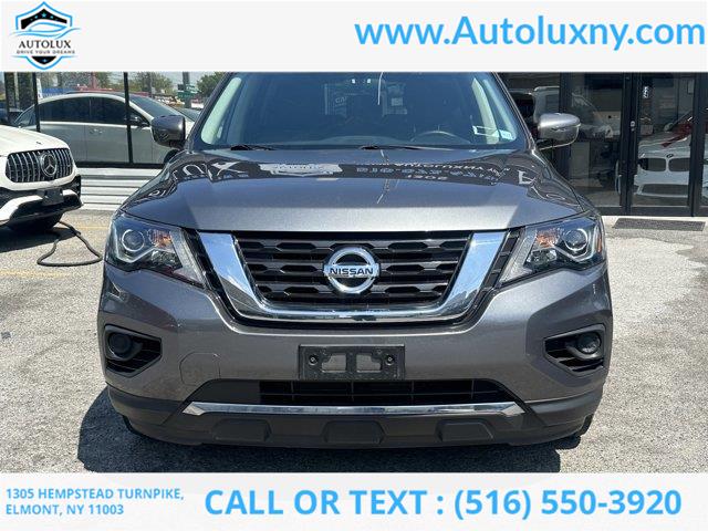 2020 Nissan Pathfinder S photo
