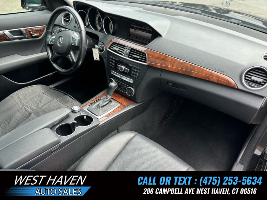 2014 Mercedes-Benz C-Class C250 Luxury photo