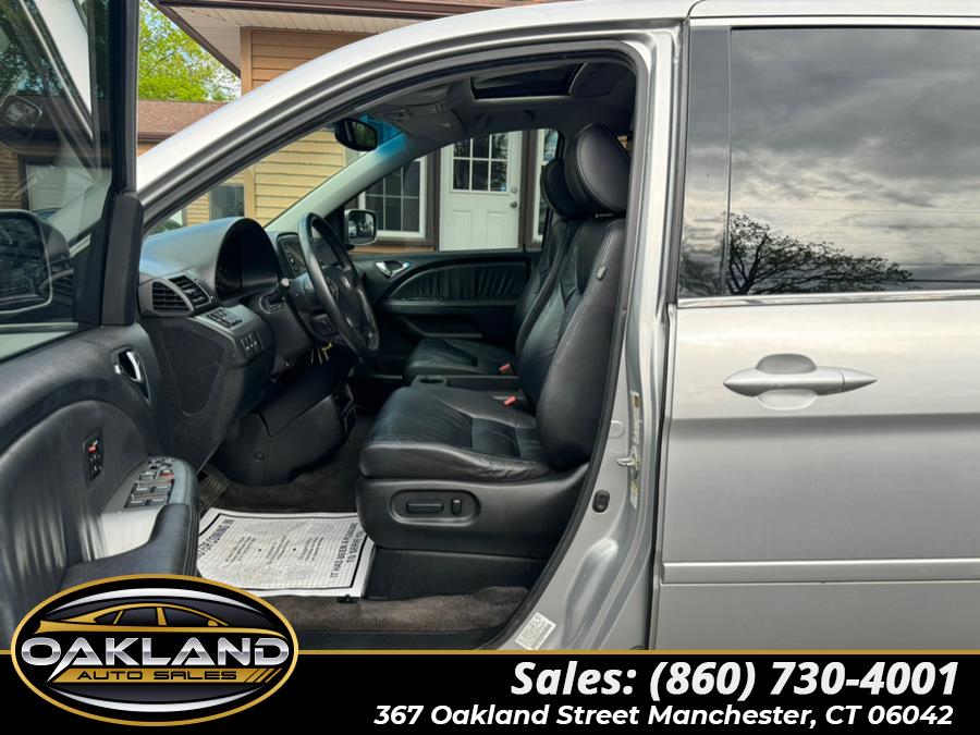 2010 Honda Odyssey Touring photo