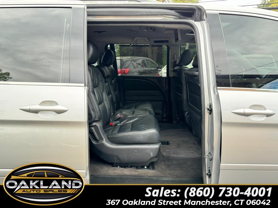 2010 Honda Odyssey Touring photo