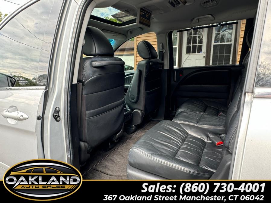 2010 Honda Odyssey Touring photo