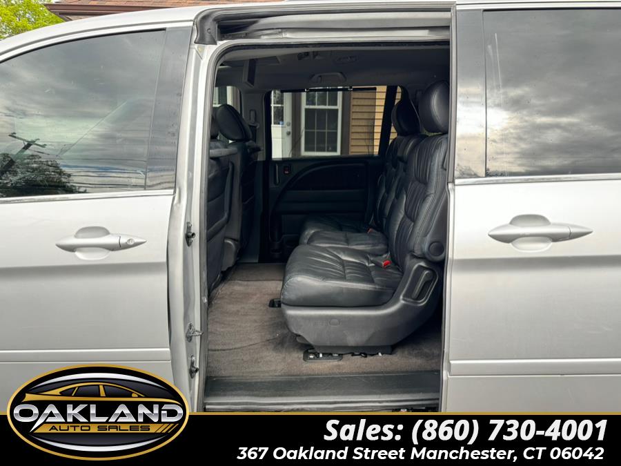 2010 Honda Odyssey Touring photo