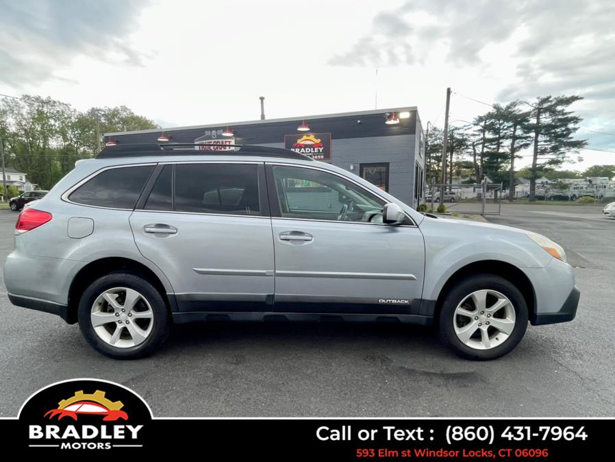 2013 Subaru Outback 2.5i Premium photo