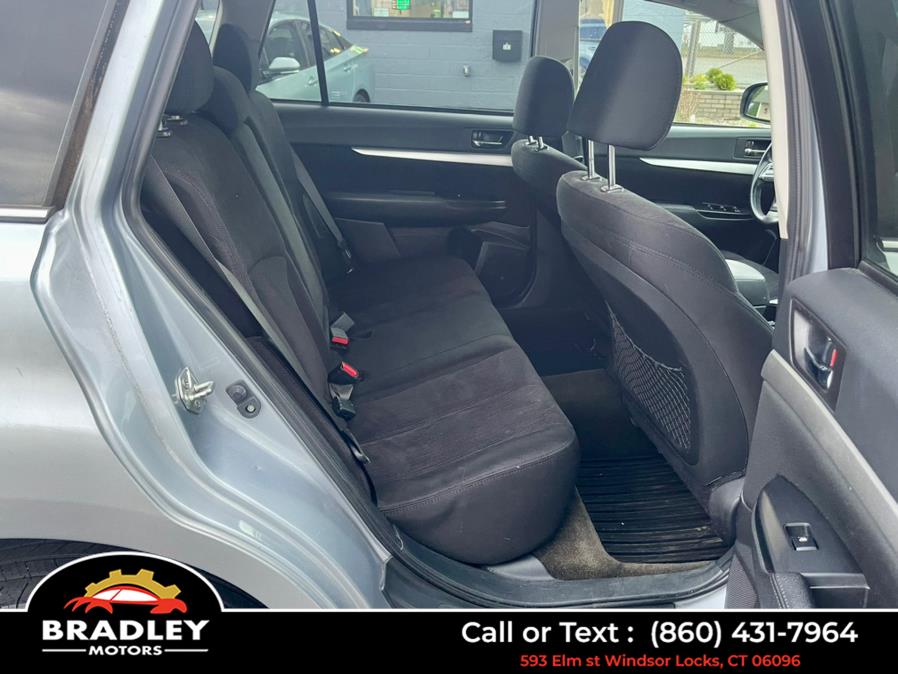 2013 Subaru Outback 2.5i Premium photo
