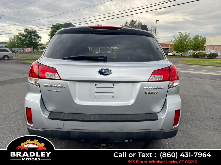 2013 Subaru Outback 2.5i Premium photo
