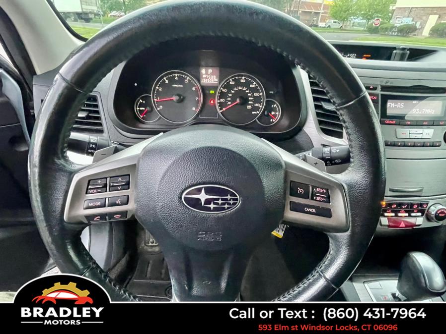 2013 Subaru Outback 2.5i Premium photo