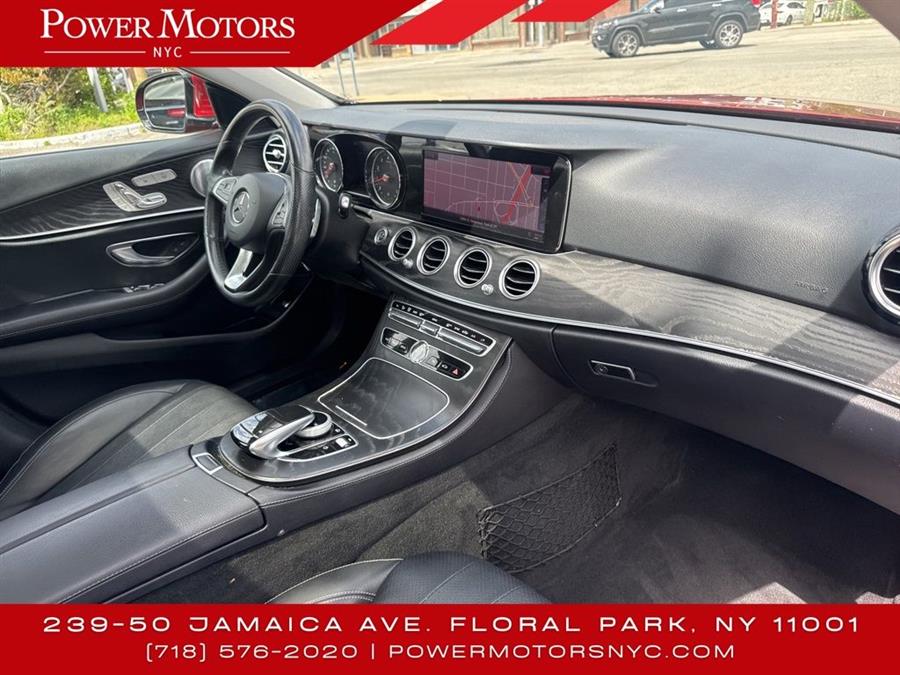 2018 Mercedes-Benz E-Class E 300 photo