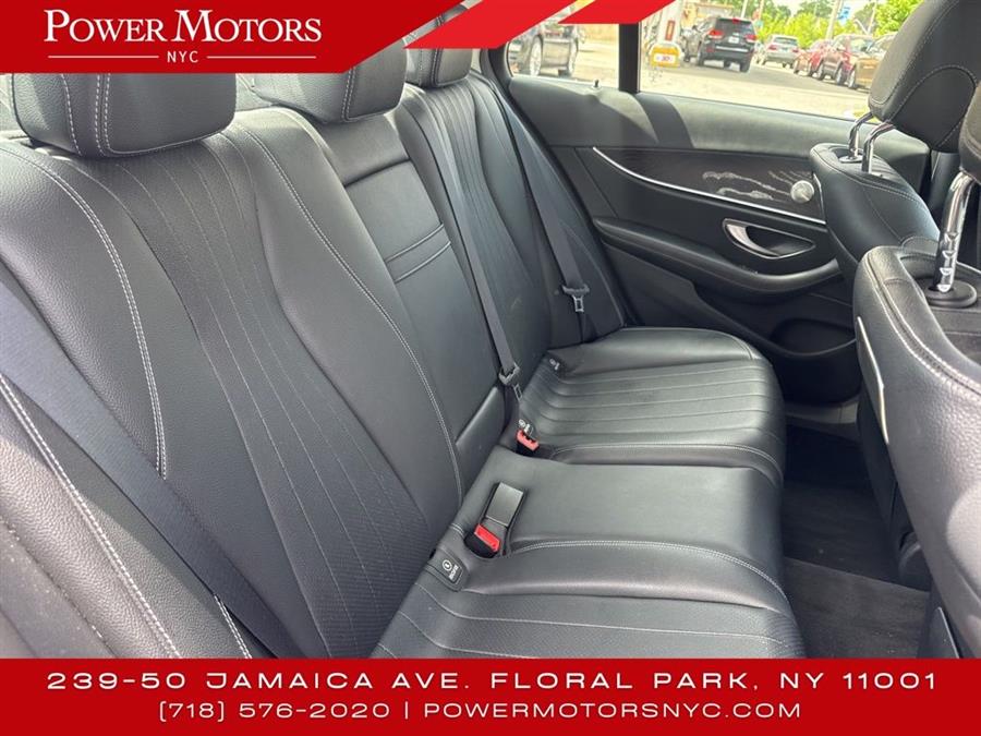 2018 Mercedes-Benz E-Class E 300 photo