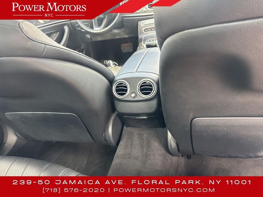 2018 Mercedes-Benz E-Class E 300 photo