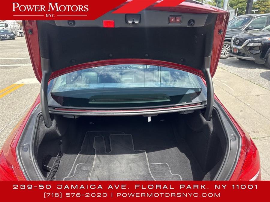 2018 Mercedes-Benz E-Class E 300 photo