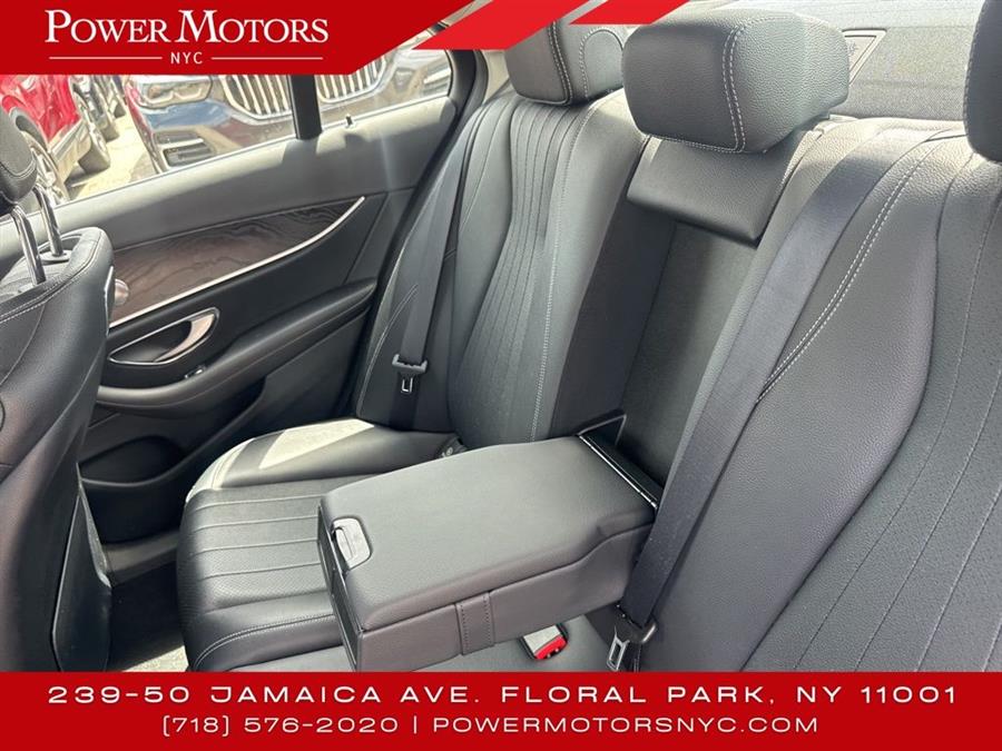 2018 Mercedes-Benz E-Class E 300 photo