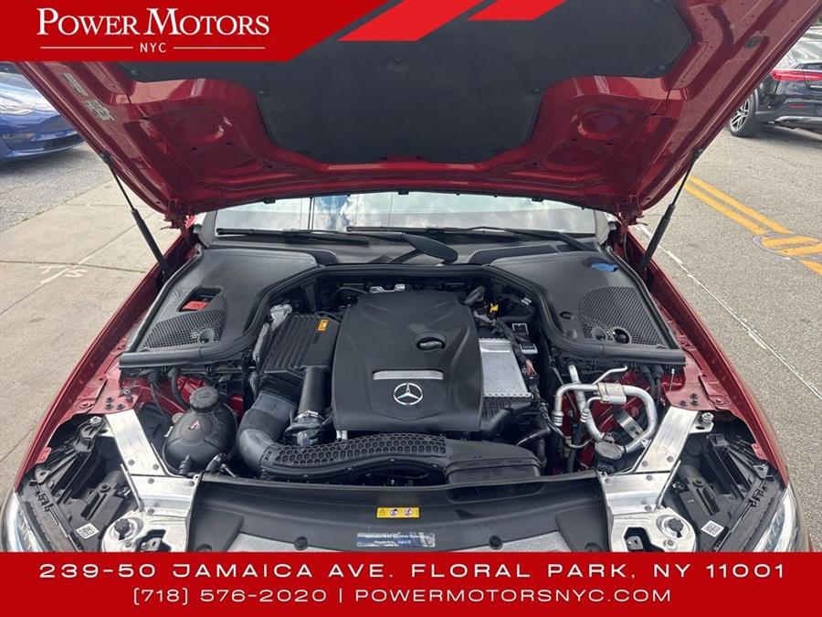 2018 Mercedes-Benz E-Class E 300 photo