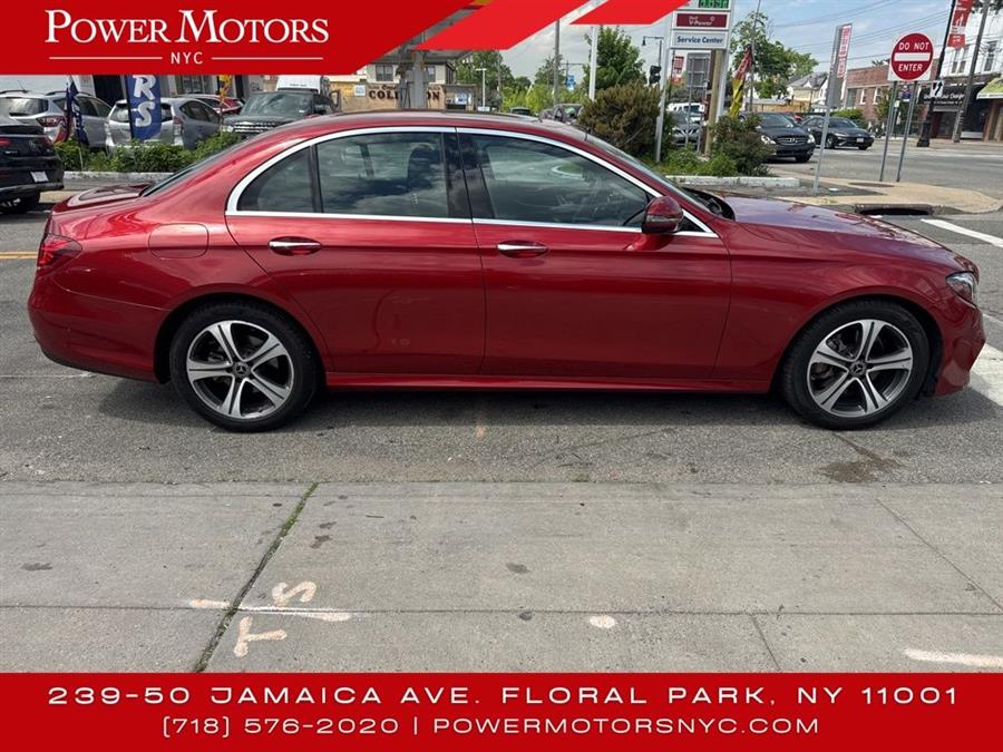 2018 Mercedes-Benz E-Class E 300 photo