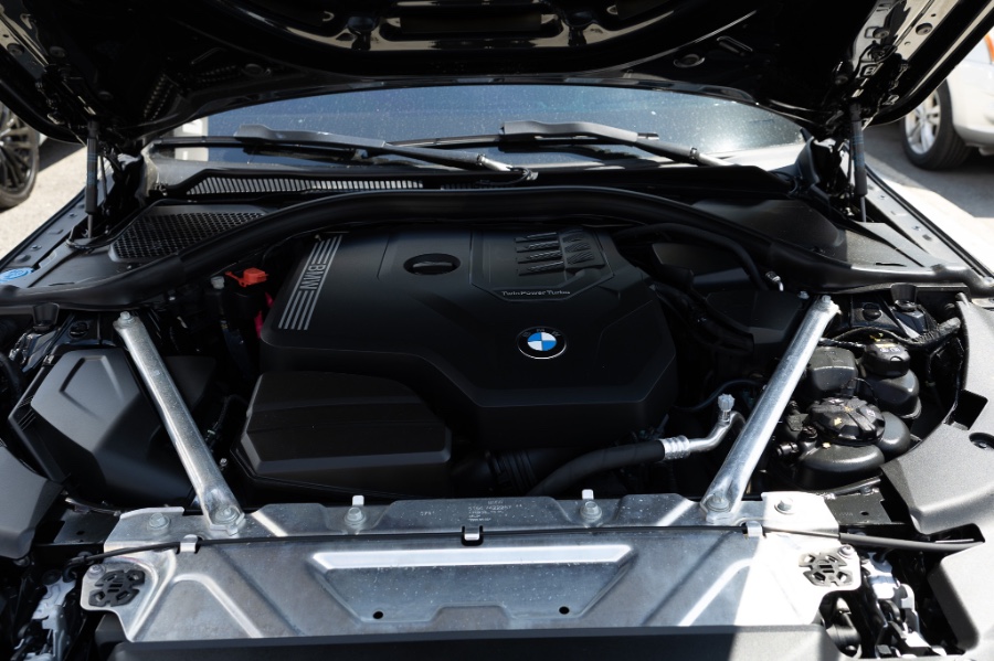 2021 BMW 4 Series 430i xDrive Coupe photo
