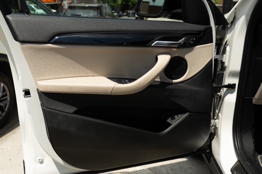 2022 BMW X2 xDrive28i Sports Activity Coup photo